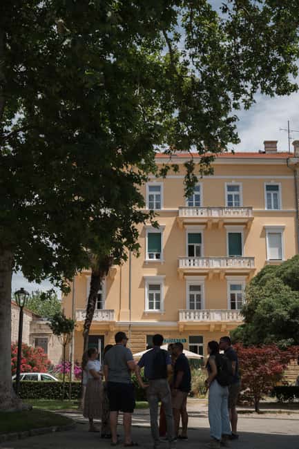 Zadar: City Highlights Guided Walking Tour - Time, price, and value: $164 per group up to 5