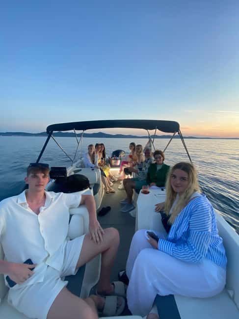 Zadar: Golden Hour Cruise RIB Tour Island Dinner Stop & Swim - Onboard drinks and music: good value, and a real upgrade from BYOB