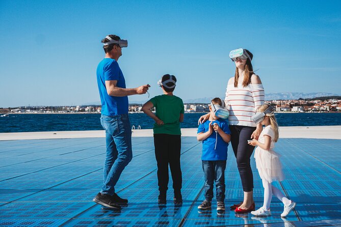 Zadar Guided Tour with Virtual Reality Experience - WWII from the bell tower and the waterfront market