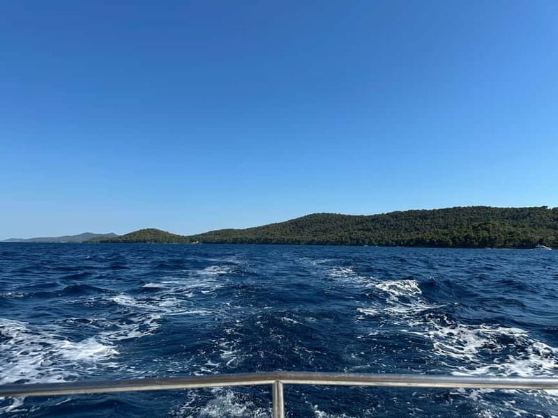 Zadar: Half-day trip boat with drinks and snorkeling - What the guide does well, and why it matters