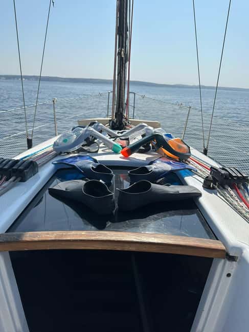 Zadar: Island cruise with drinks, snorkeling and kayaking - Kali and Ugljan Free-Time: Beach Break Without the Full-Day Trap