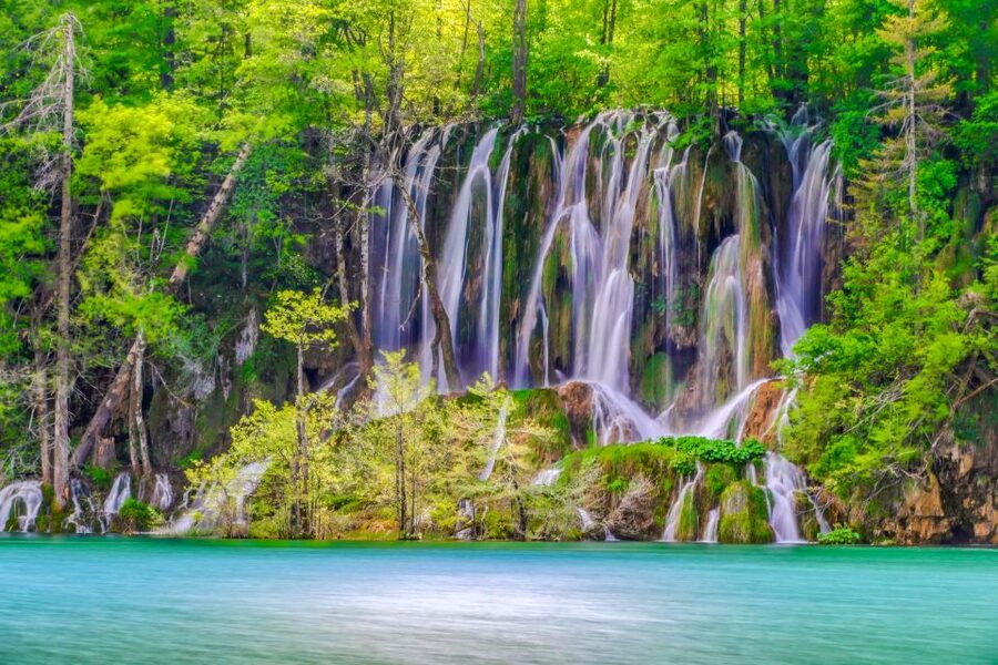Zadar: Plitvice Lakes with Boat Ride and Zadar Old Town Tour - Road-trip context: the drive isn’t wasted time