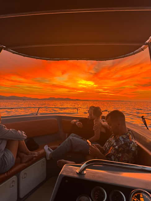Zadar: Romantic, Luxury Sunset Boat Tour with Aperol Spritz - Key highlights worth your time