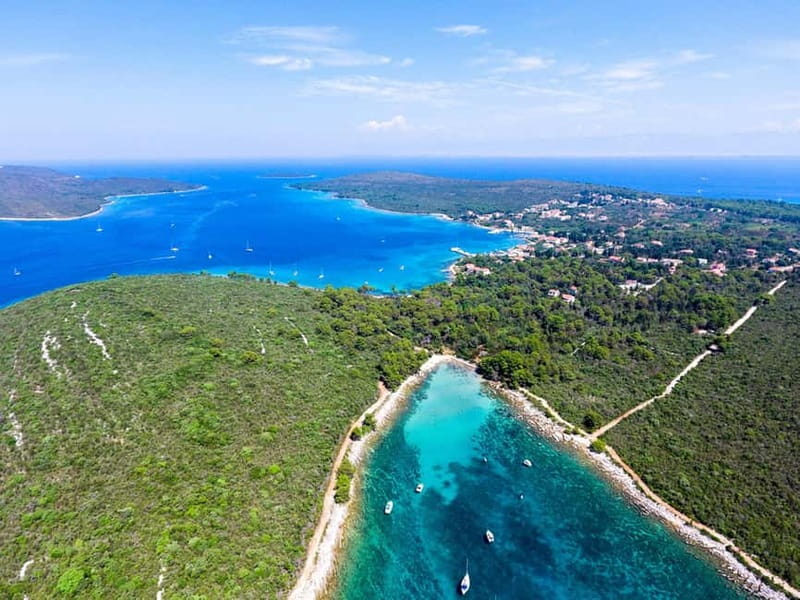Zadar: Sakarun Beach & Dugi Island Speedboat Tour w/Diving - Oil Mill Visit: The 2,000-Year-Old Detail
