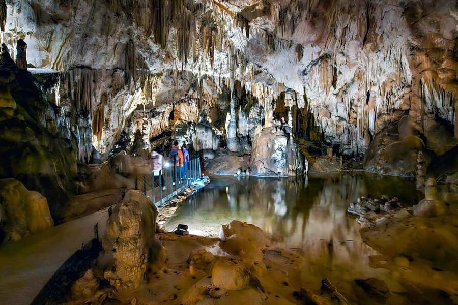 Zadar: Scenic trip to mountains, caves and rivers - Cerovačke Špilje Caves: Cold Air, Strange Echoes, and Real Underground Time