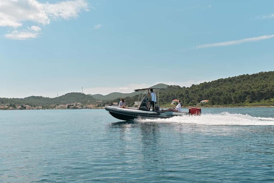 Zadar:Speedboat Tour Thrill Ride with Snorkeling on 3 island - What’s included, and what you still should pack