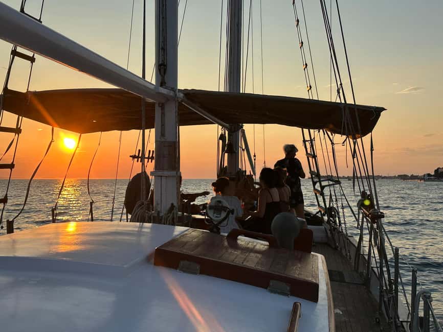 Zadar: Sunset Cruise with unlimited champagne - Key things to know before you go