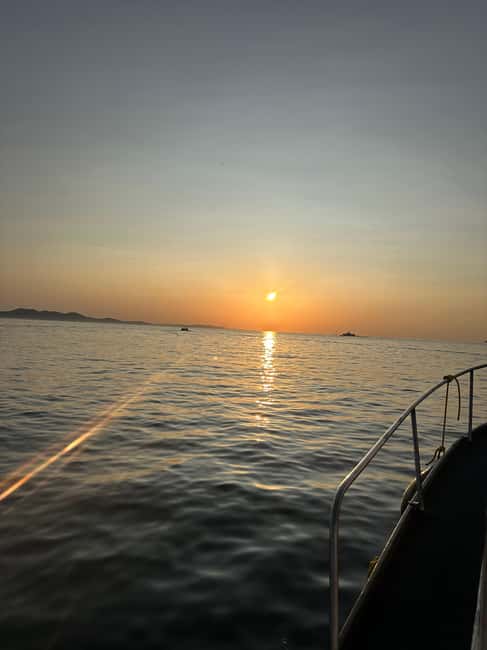 Zadar: Sunset Cruise with unlimited champagne - The Zadar Photo Stop: 10 Minutes That Actually Helps