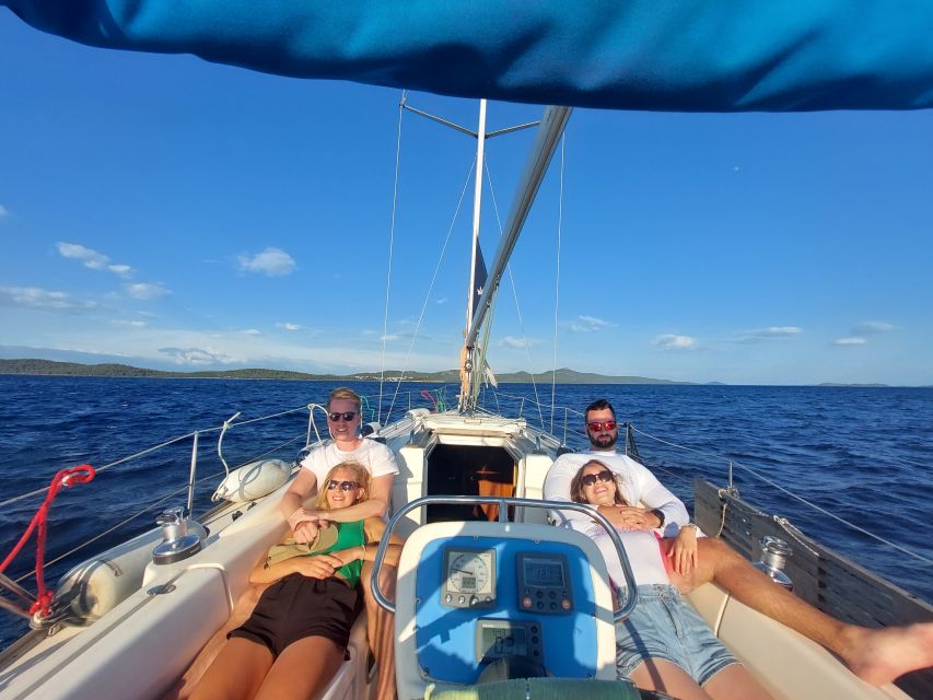 Zadar: Wooden Boat half day Adventure with drinks - Practical tips for a comfortable sail day in Zadar