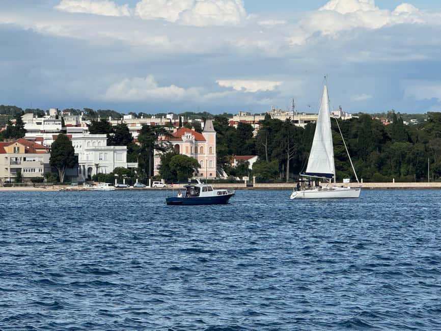 Zadar: Wooden Boat half day Adventure with drinks - Kali fishing village: the photo stop with real maritime texture