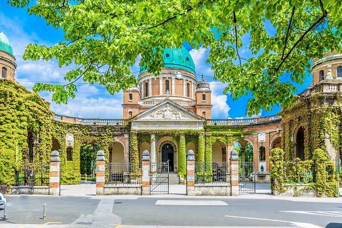 Zagreb BIG Tour - Our Signature Walking & Panoramic Tour - Dolac Market, Cathedral of Zagreb, and Pub Street: Wrap Zagreb Up Like a Local