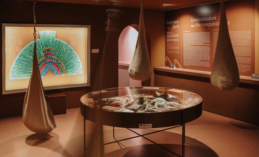 Zagreb: Chocolate Museum Entry Ticket - Interactive cocoa grinding: the best hands-on moment