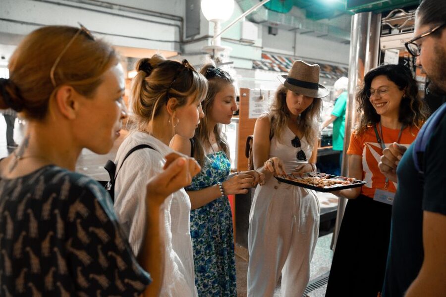 Zagreb: Food Tour with Tastings - Aperitif stop: the short pause that keeps the pacing right