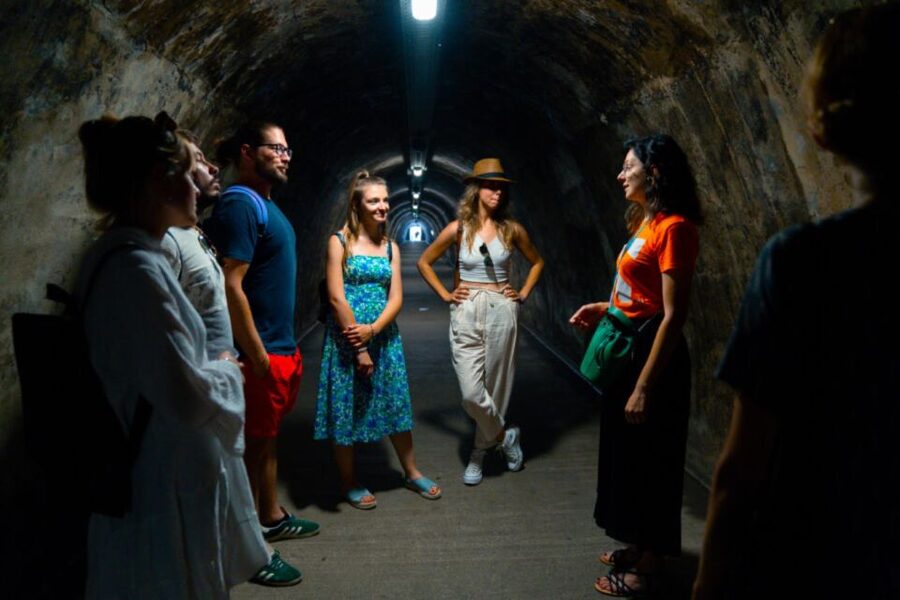 Zagreb: Guided City Tour with WWII Tunnels - Getting your bearings at Ban Josip Jelačić Square