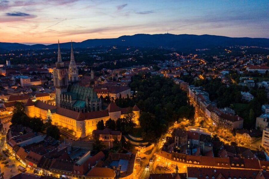 Zagreb: Private custom tour with a local guide - Museum options without the planning headache