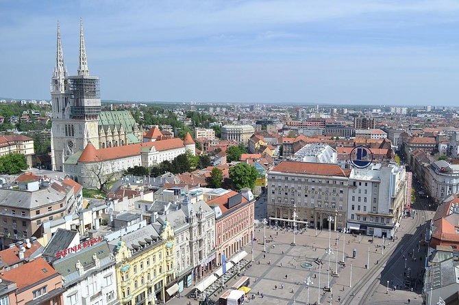 Zagreb Unveiled: Private walking tour with a local guide - Tunel Gric and the Old Town Gate: WWII Underfoot