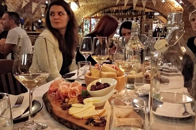 Zagreb Walking Food Tour - Sightseeing - Dolac Market Visit - Stop 1: Quahwa Coffee and the Croatian Way to Start