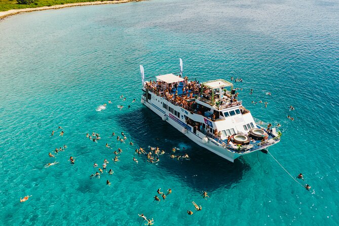 Zrce Booze Cruise - Novalja Boat party - Quick takeaways